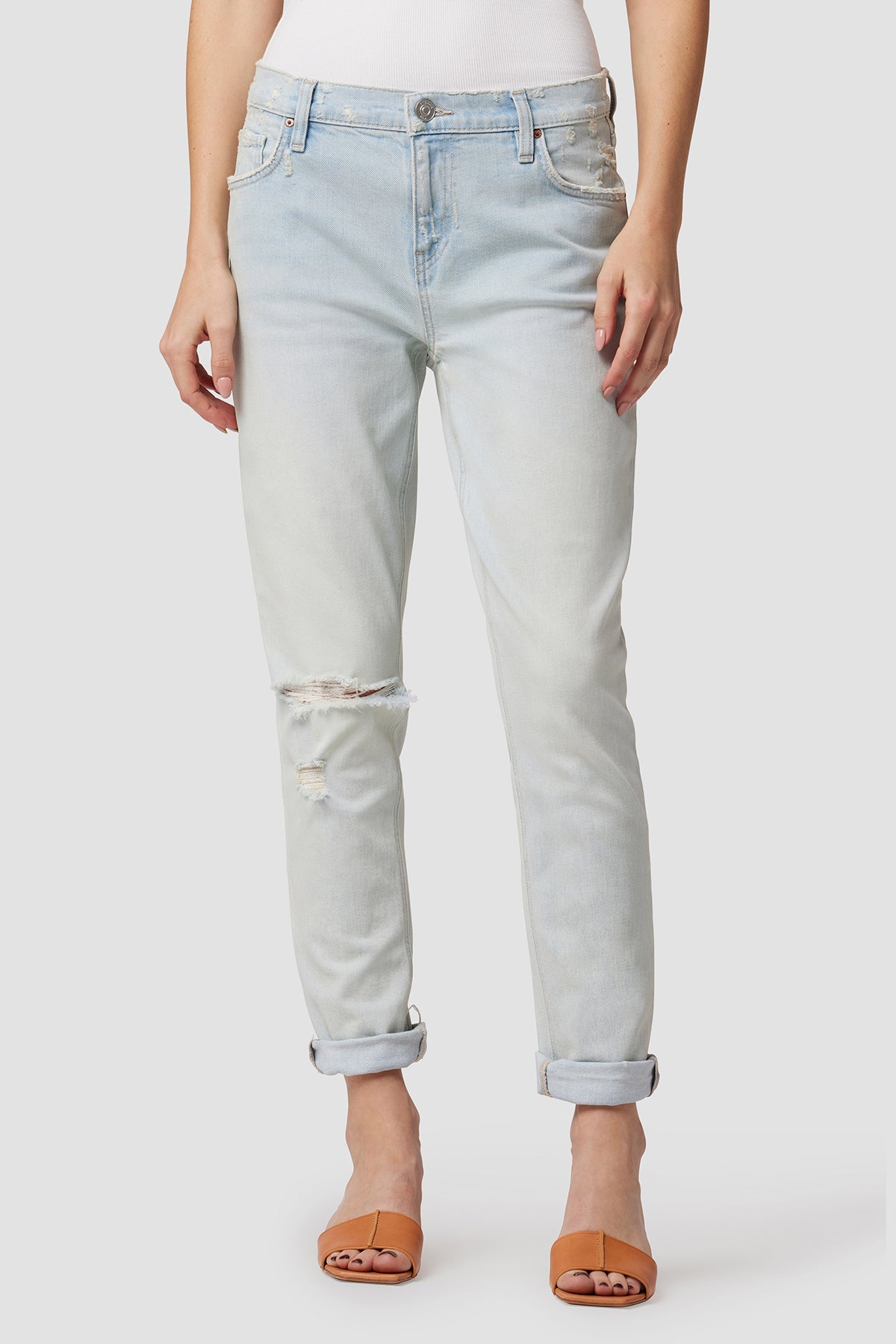 Buy Ether Men White Carrot Cropped Fit Mid Rise Clean Look Jeans - Jeans  for Men 2234305 | Myntra